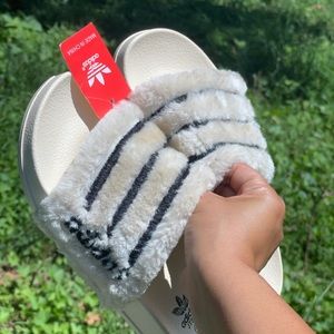 Adidas slides slippers fuzzy fleece